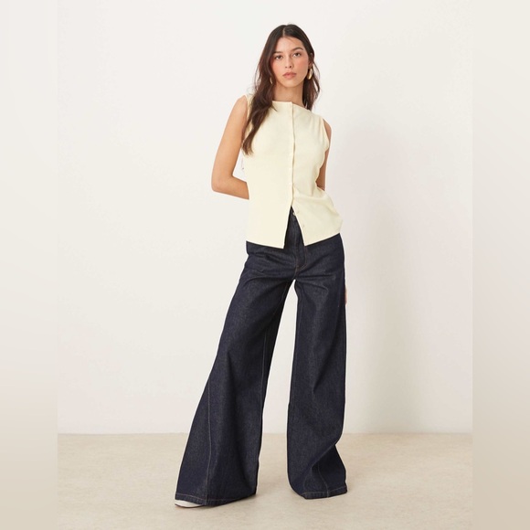 Abercrombie Women's Slash Button-Through Top Butter Yellow Small - Picture 1 of 9